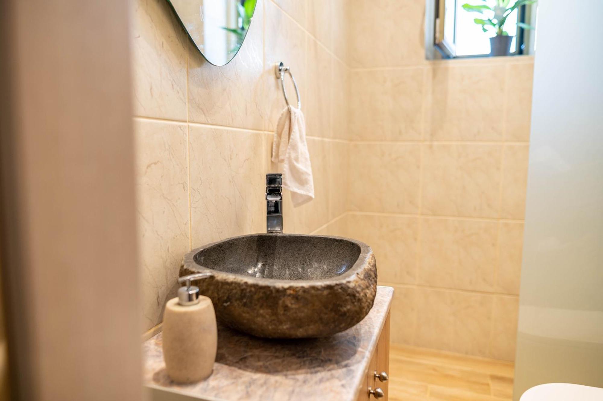 Kosnian City Suites B المظهر الخارجي الصورة
